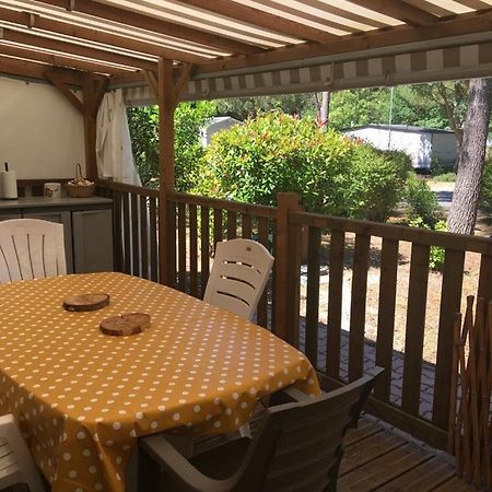 Mobil-Home 4-6 Personnes Сен-Жюльен-ан-Борн Экстерьер фото